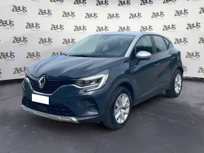 Renault Captur TCe 100 CV GPL Equilibre del 2023 usata a Imola