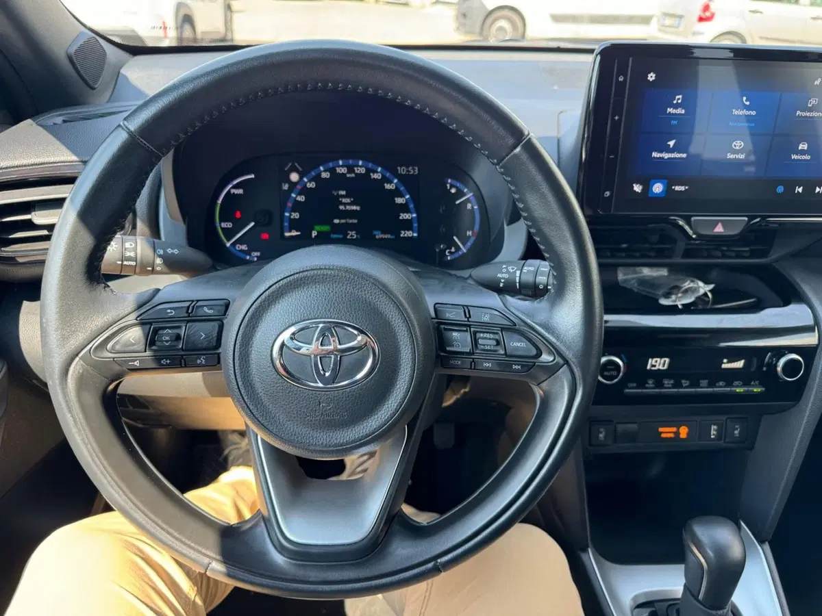 Toyota Yaris Cross usata a Modena (11)