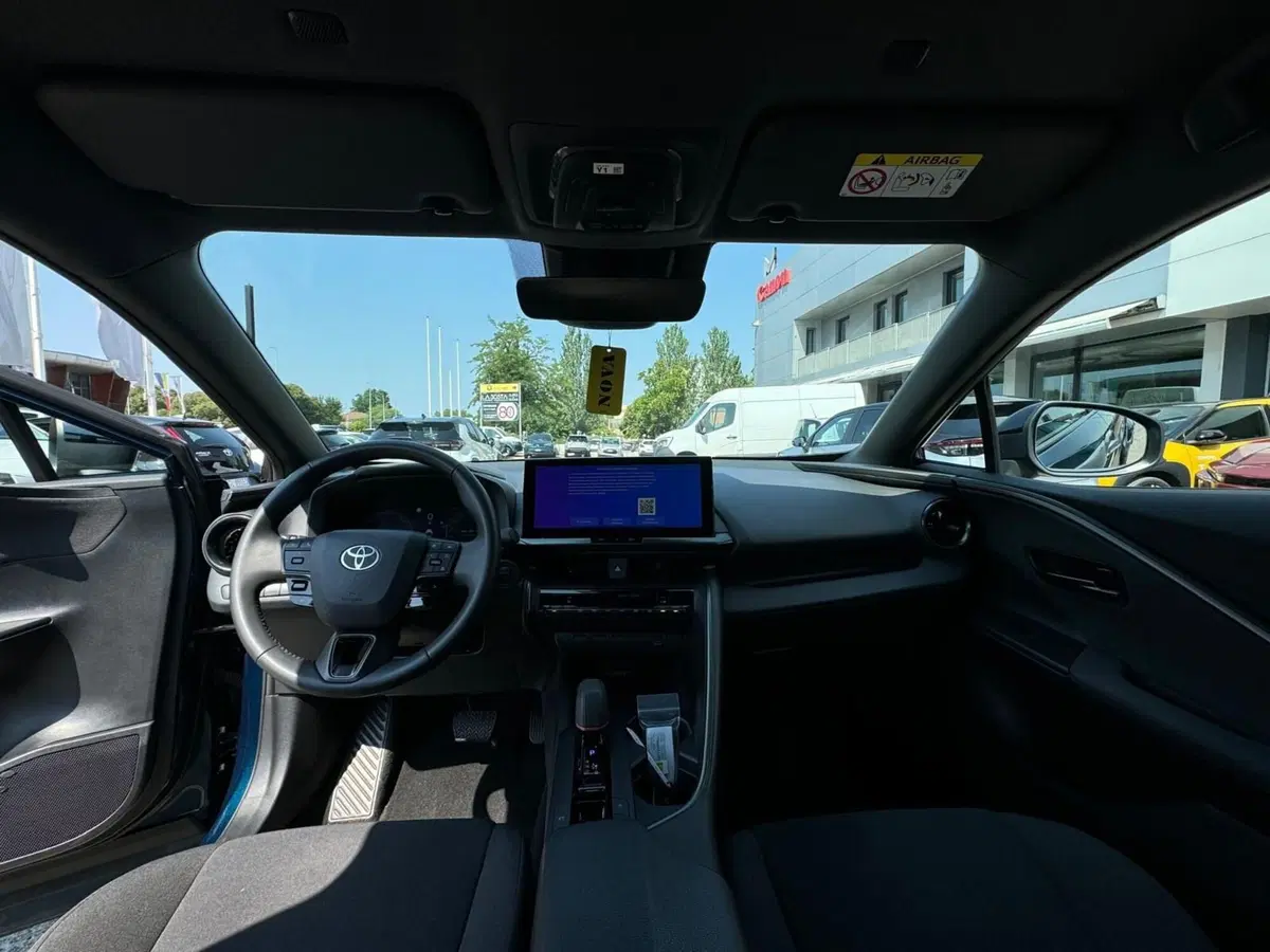 Toyota Toyota C-HR usata a Modena (17)