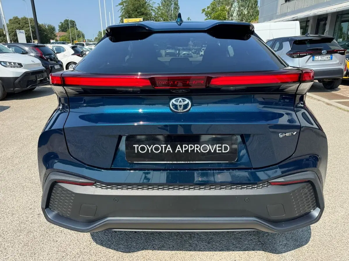 Toyota Toyota C-HR usata a Modena (7)