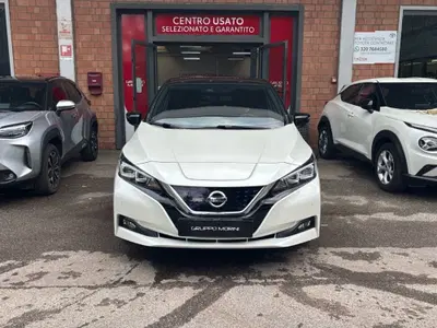 Nissan Leaf 40kWh Tekna 150cv del 2020 usata a San Lazzaro di Savena