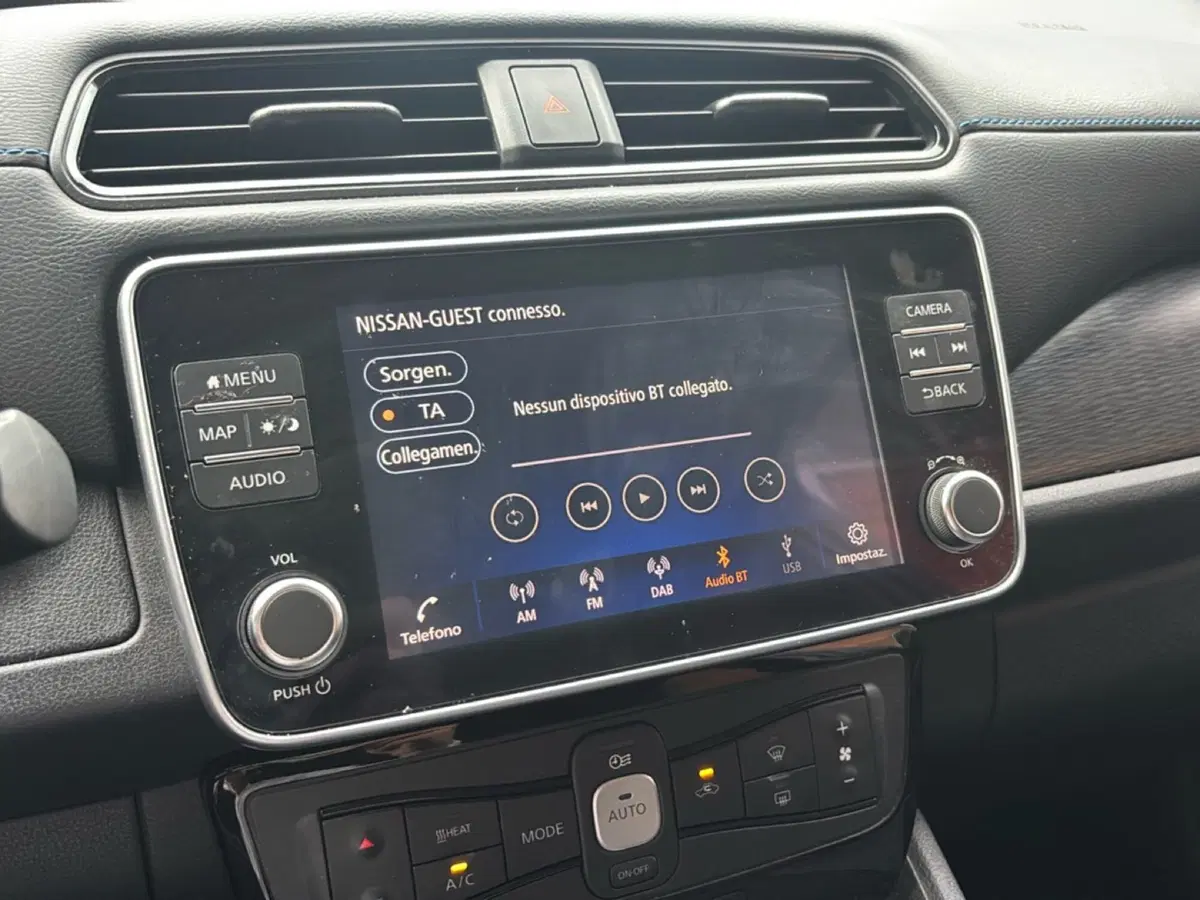 Nissan Leaf usata a Bologna (12)