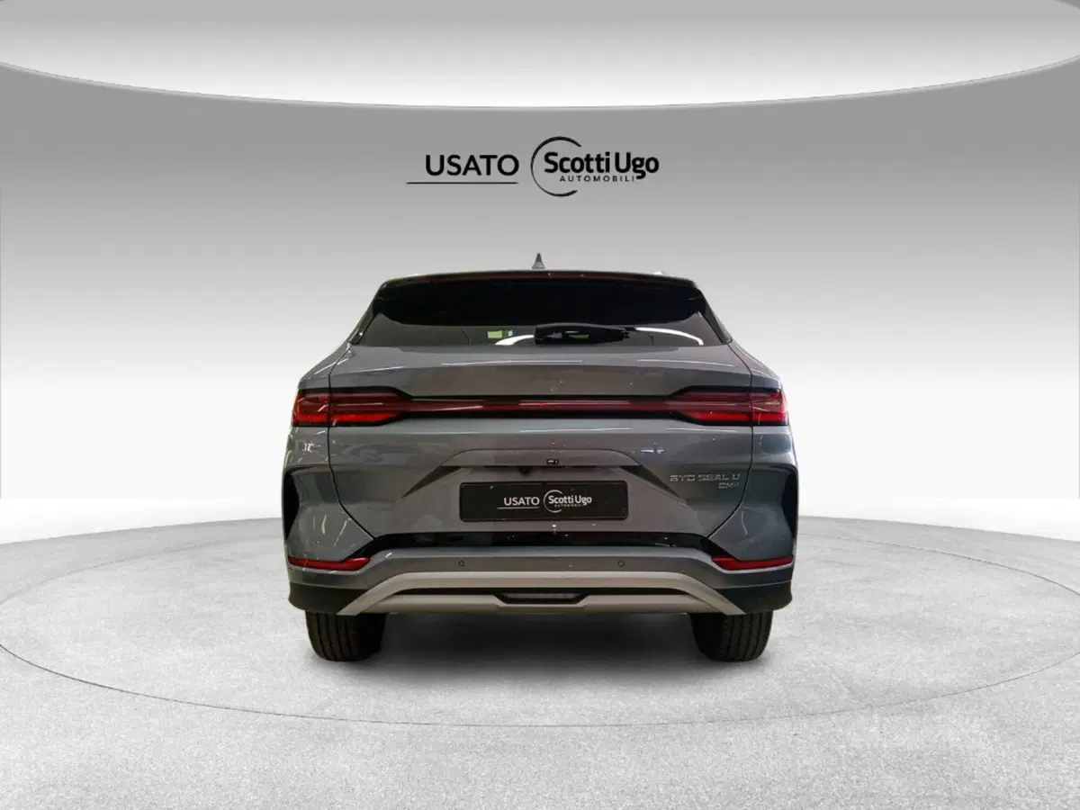 Byd Seal U DM-i usata a Siena (7)
