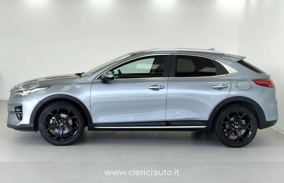 Kia XCeed usata a Como (8)