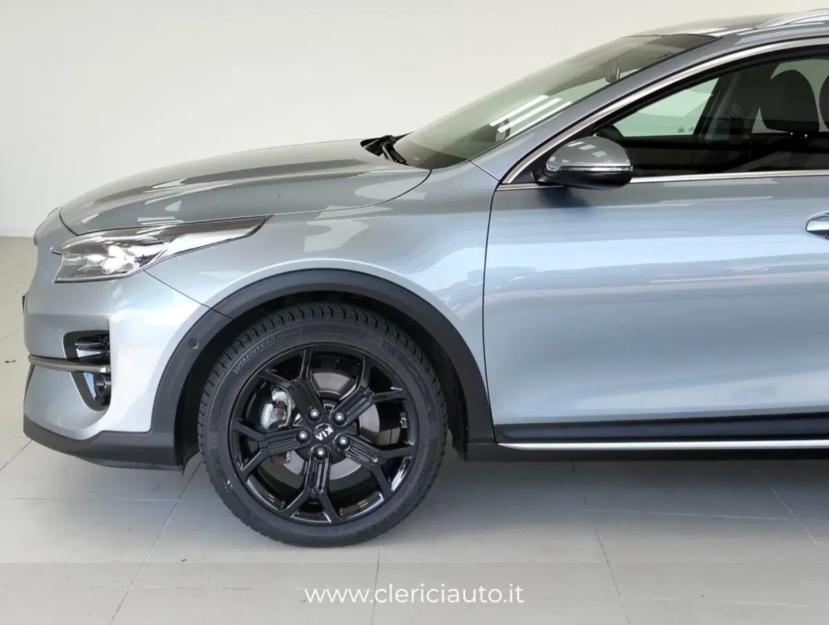Kia XCeed usata a Como (9)