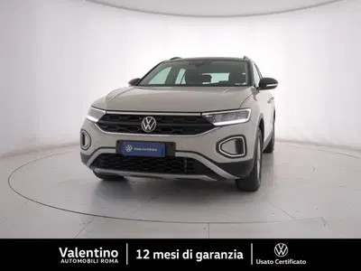 Volkswagen T-Roc 1.0 TSI Life del 2023 usata a Roma