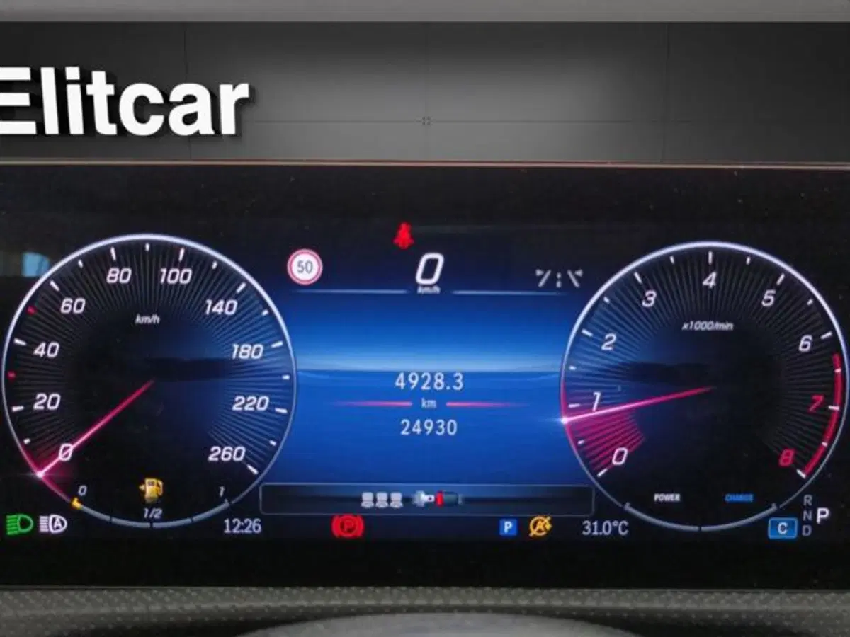 Mercedes-Benz Classe A Sedan usata a Milano (14)
