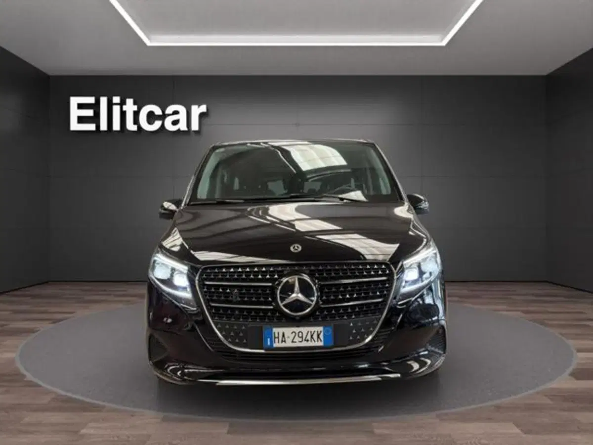 Mercedes-Benz Classe V usata a Milano (2)