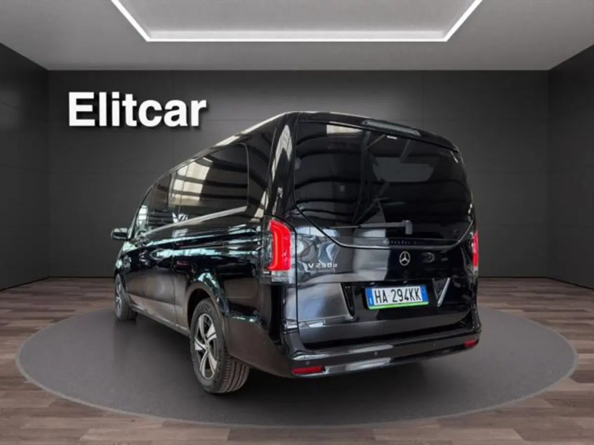 Mercedes-Benz Classe V usata a Milano (6)