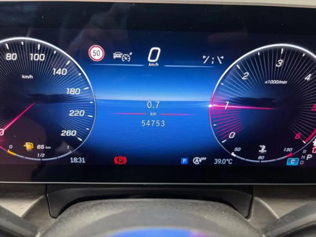 Mercedes-Benz Classe V usata a Milano (7)
