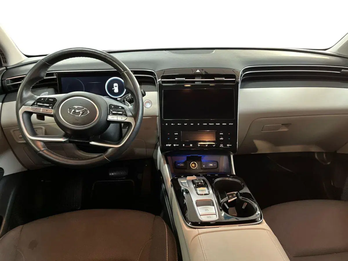 Hyundai Tucson usata a Bari (8)