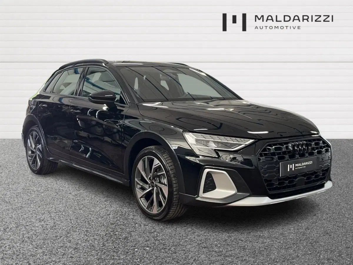 Audi A3 allstreet nuova a Bari