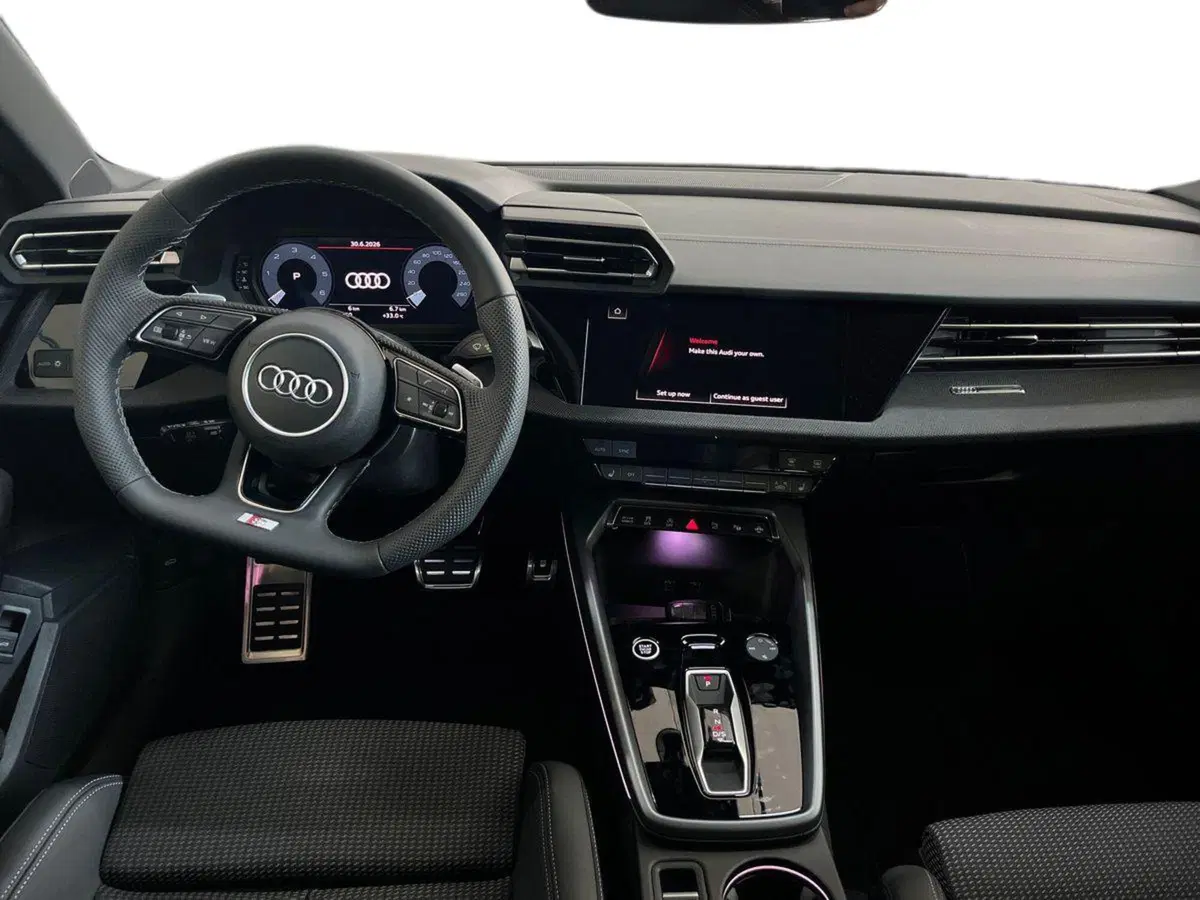 Audi A3 allstreet nuova a Bari (8)