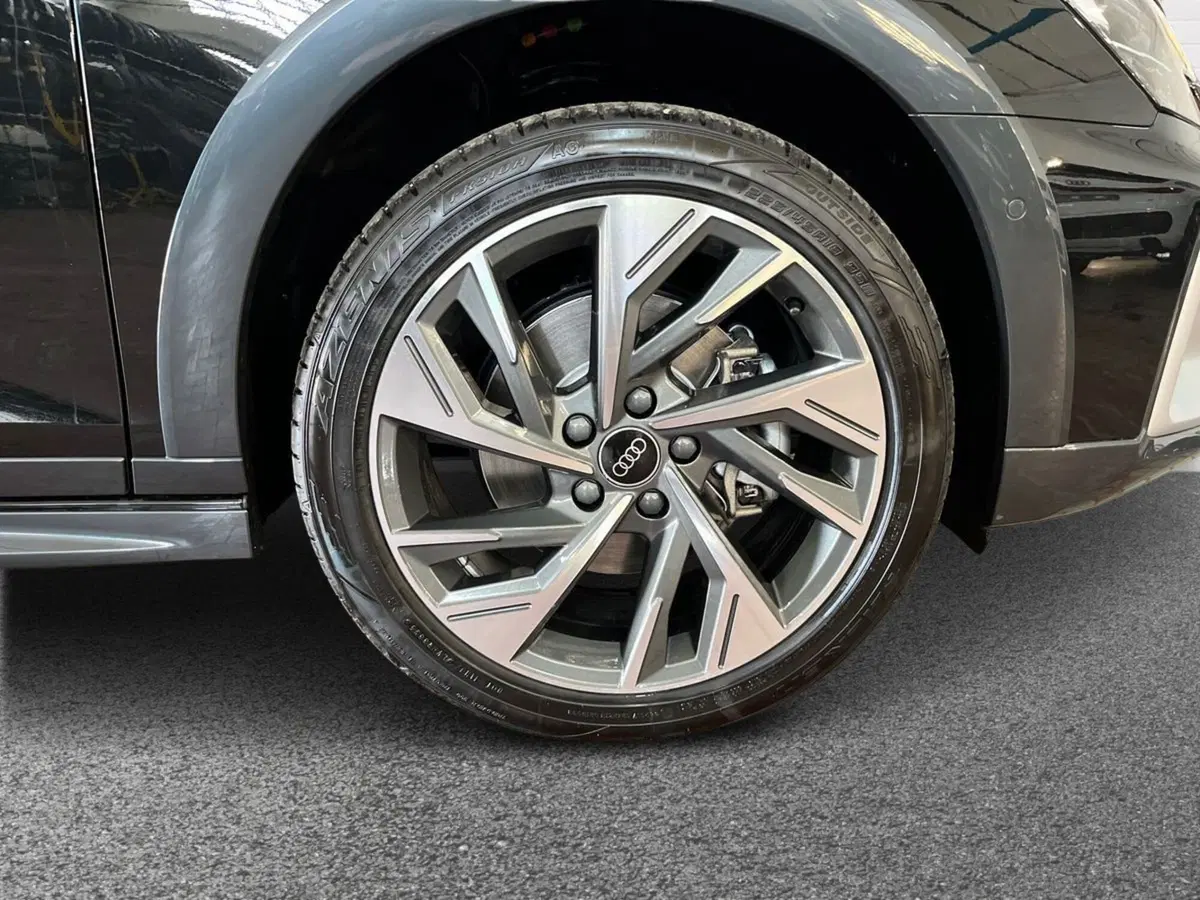 Audi A3 allstreet nuova a Bari (6)