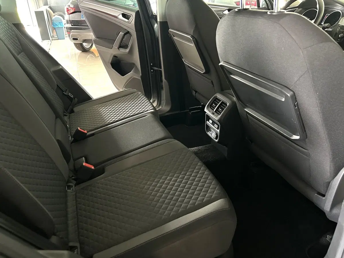Volkswagen Tiguan usata a Ferrara (13)