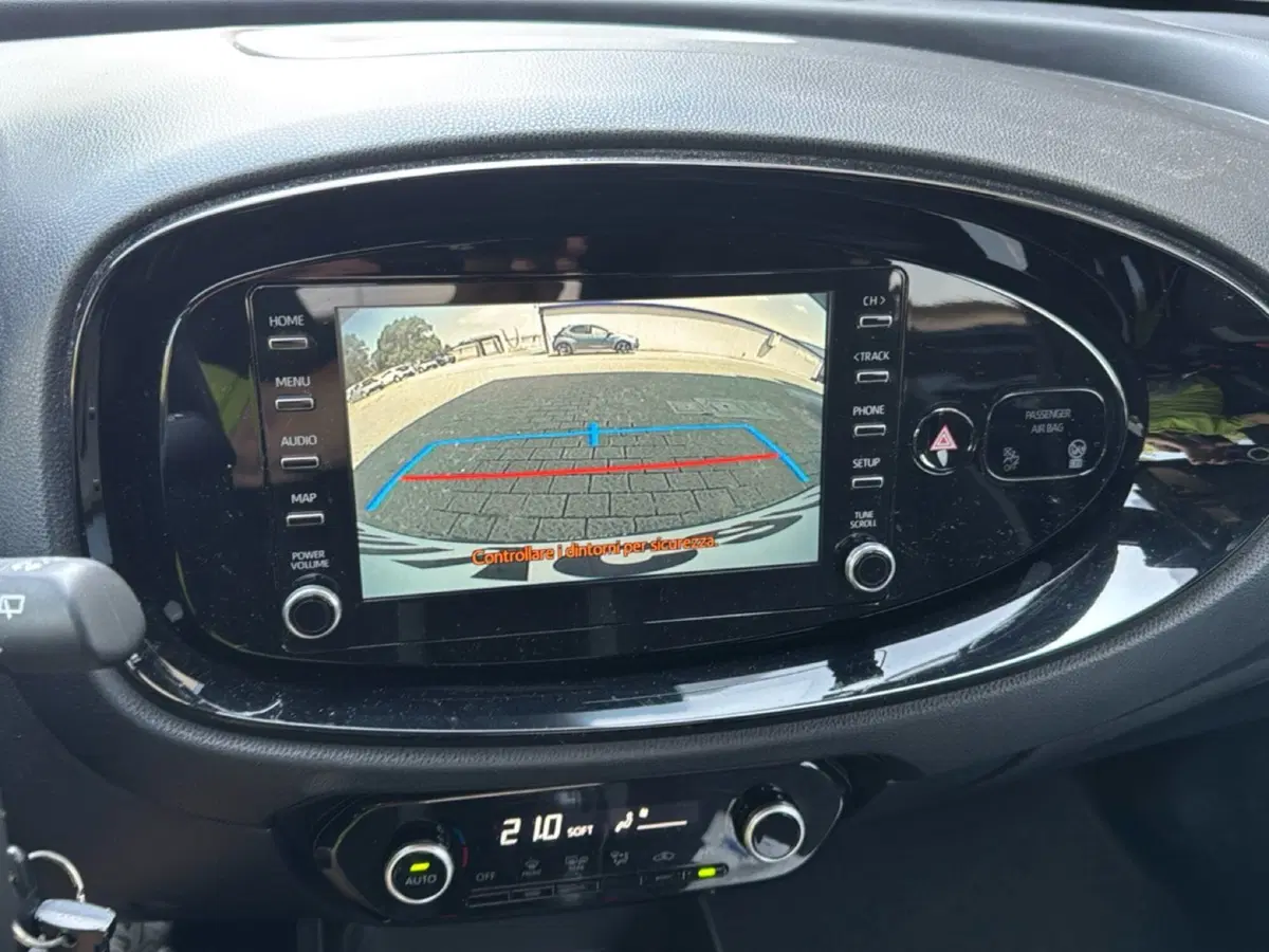 Toyota Aygo X usata a Ferrara (19)