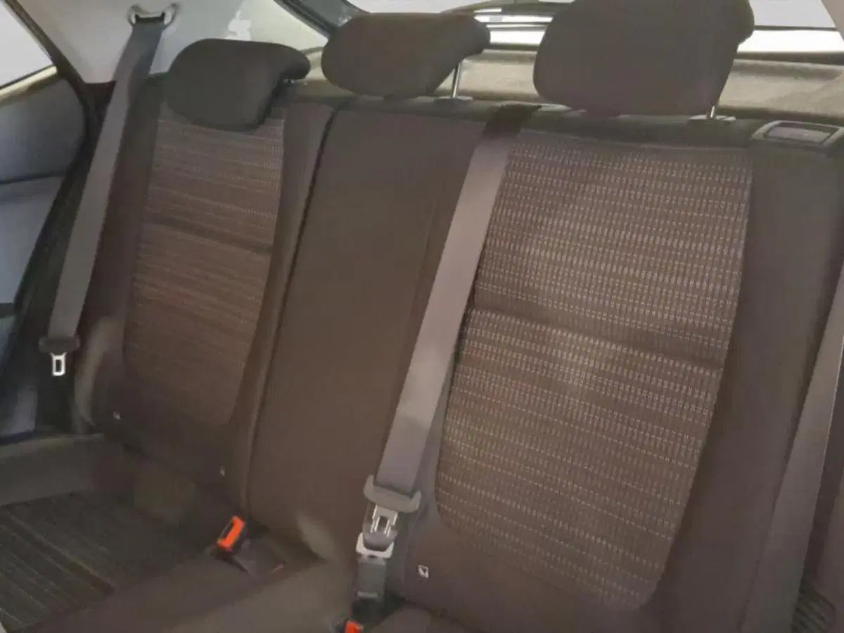 Kia Stonic usata a Genova (10)