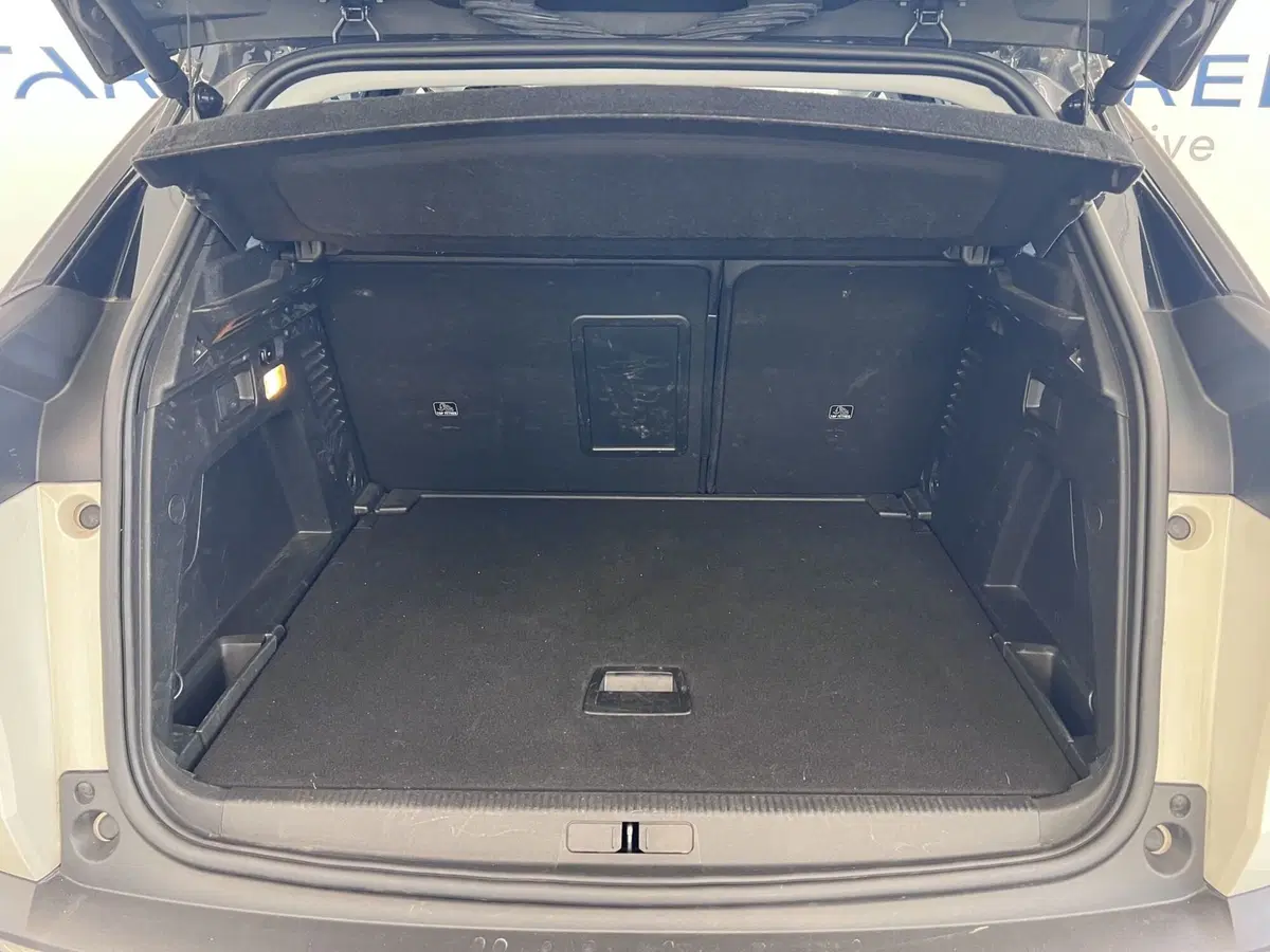 Peugeot 3008 usata a Bari (10)
