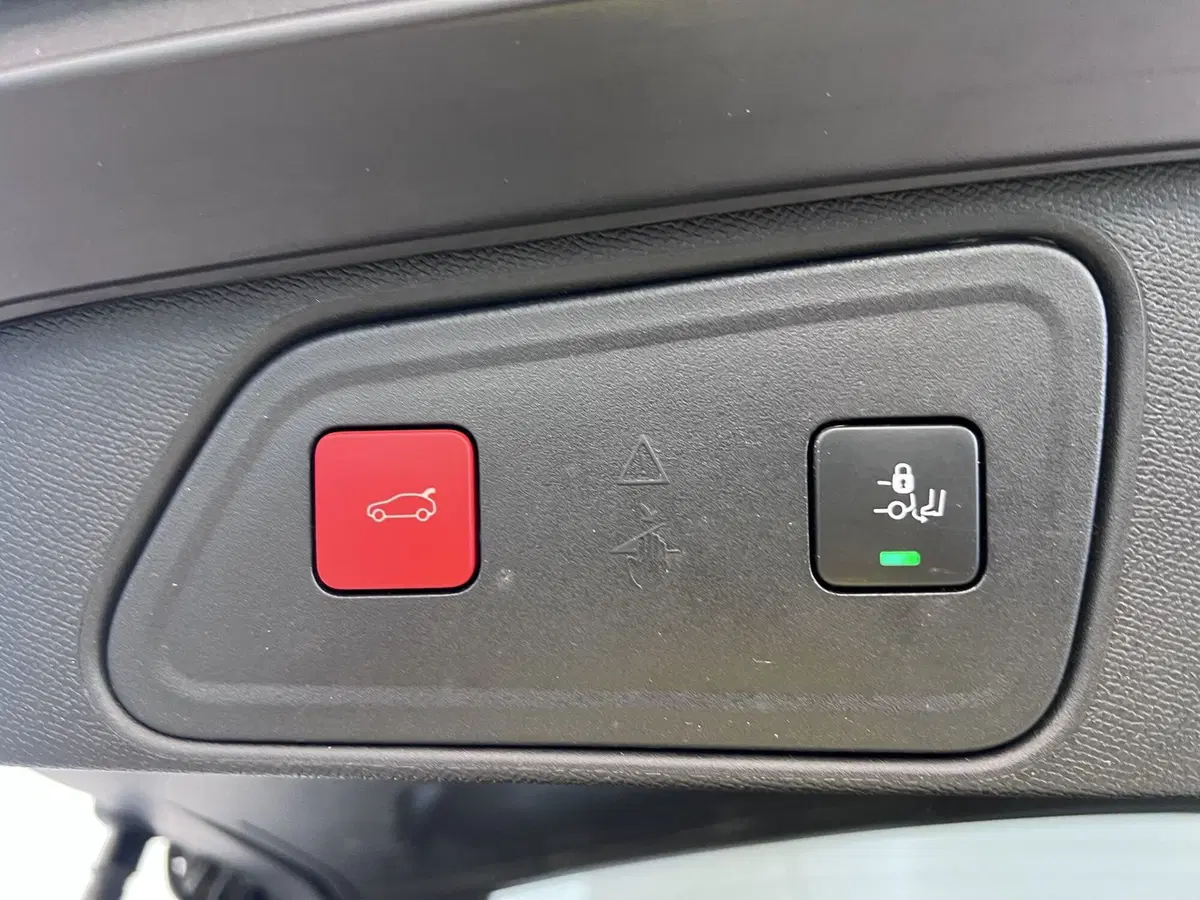 Peugeot 3008 usata a Bari (9)