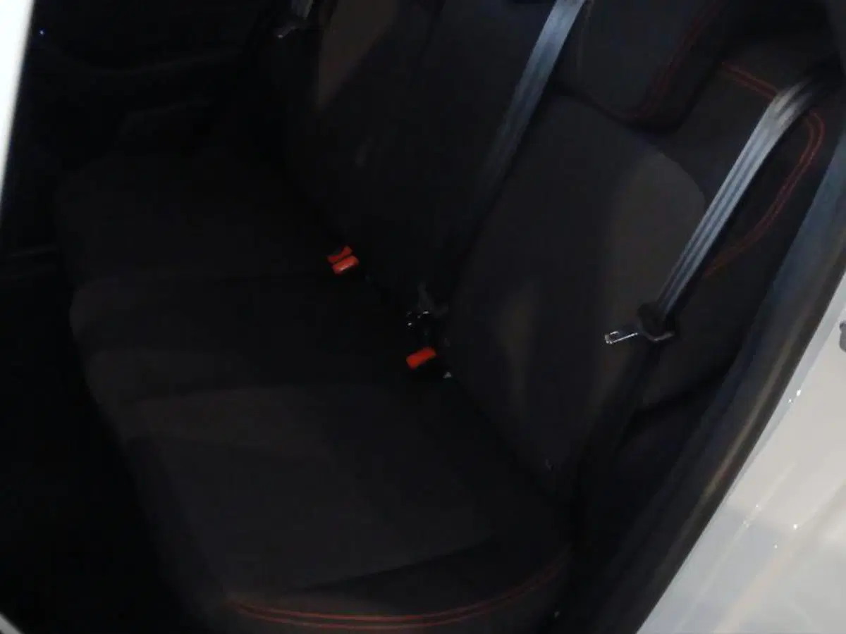 Ford Fiesta usata a Genova (10)