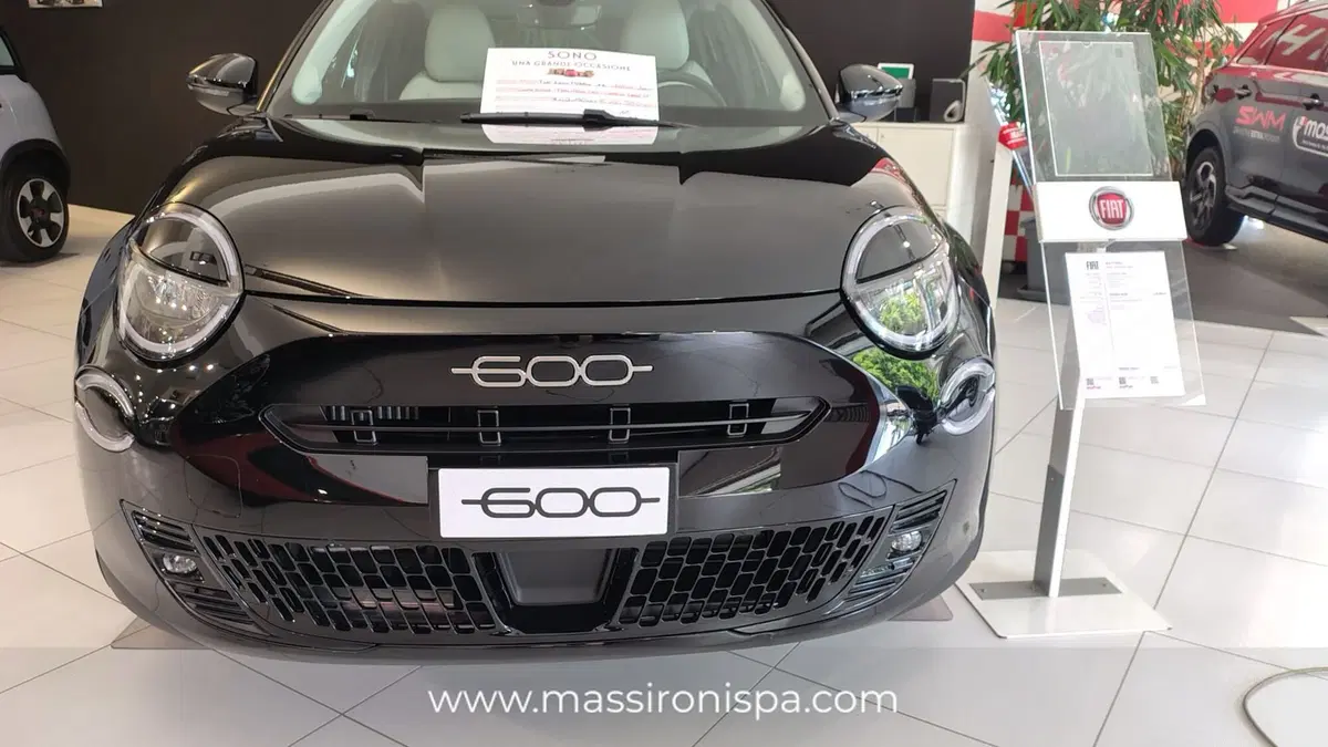 Fiat 600 nuova a Milano