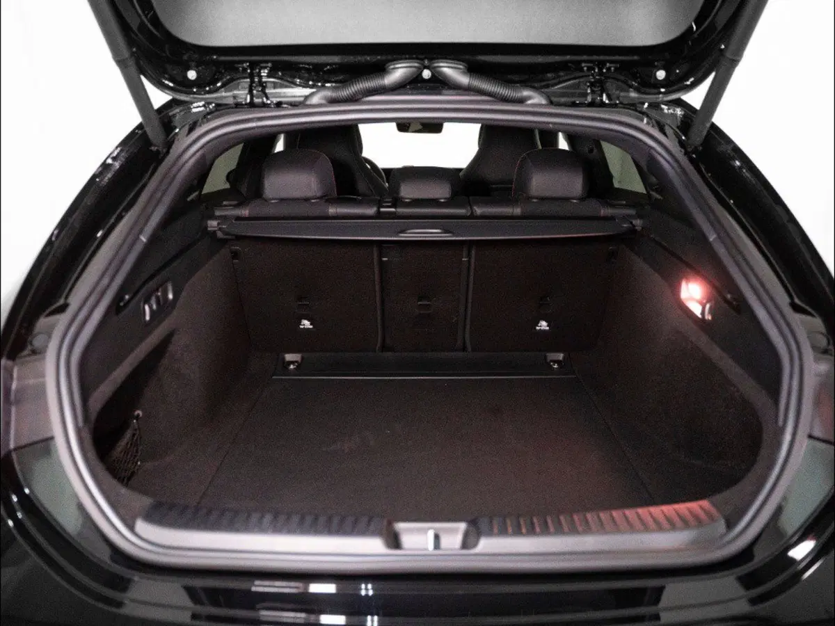 Mercedes-Benz CLA Shooting Brake nuova a Macerata (10)