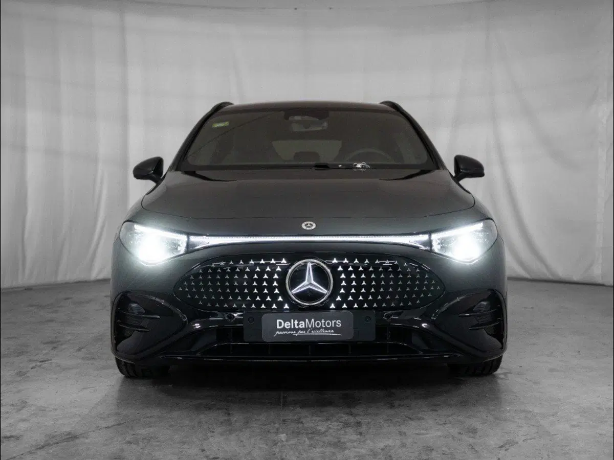 Mercedes-Benz CLA Shooting Brake nuova a Macerata (5)