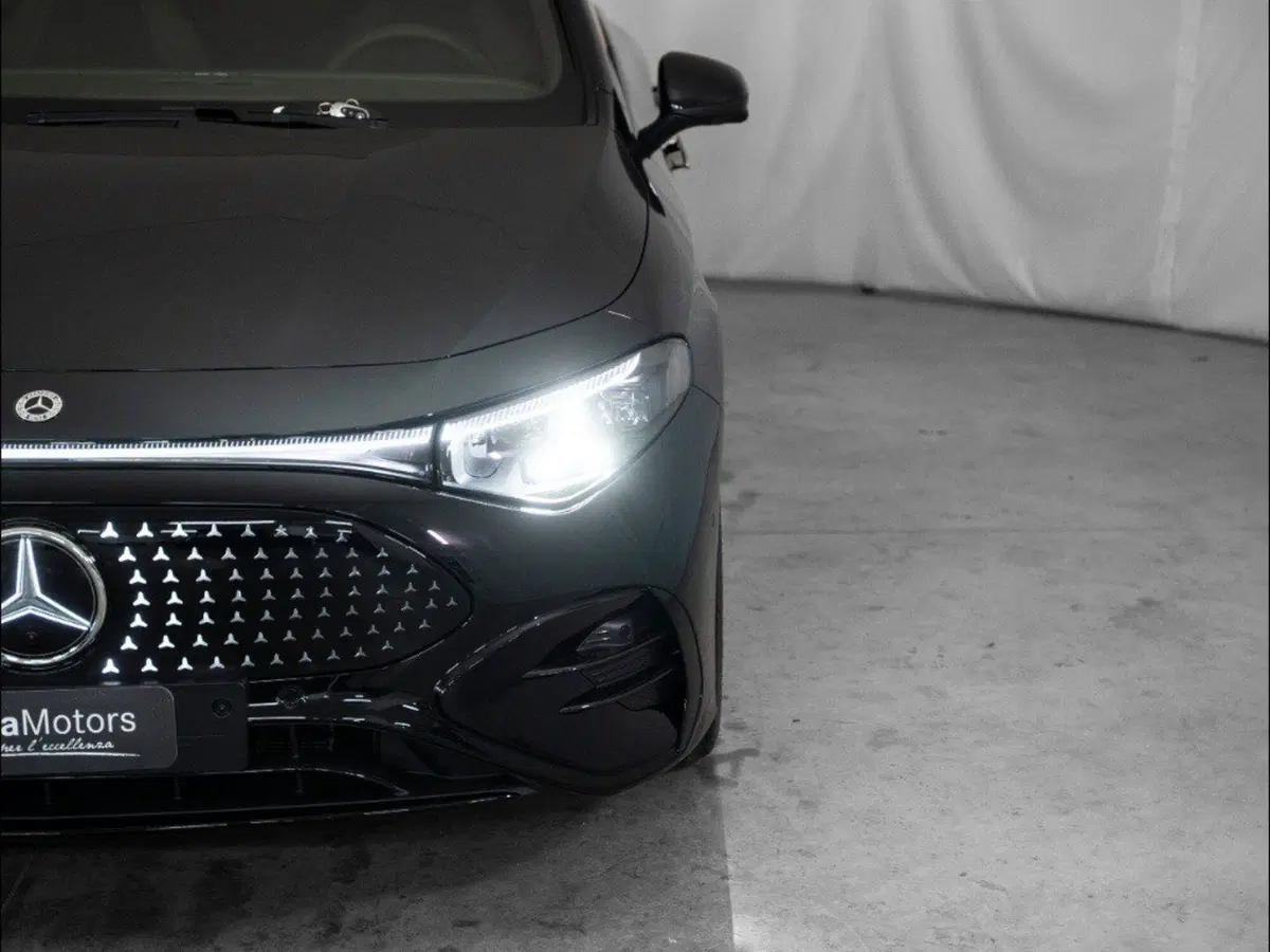 Mercedes-Benz CLA Shooting Brake nuova a Macerata (6)