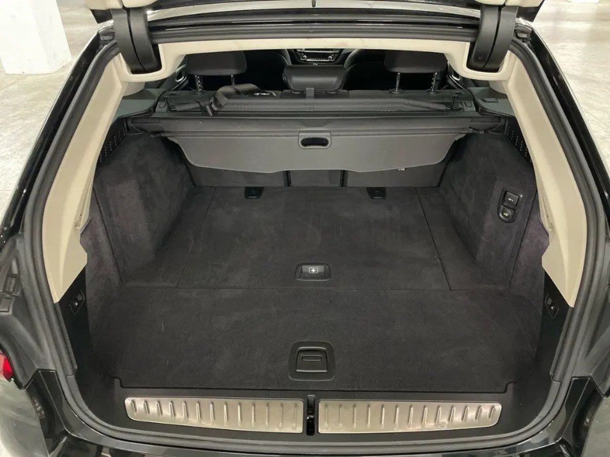 BMW Serie 5 Touring usata a Macerata (7)