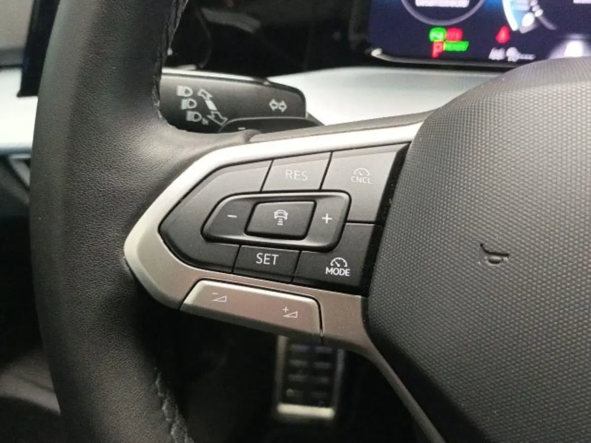 Volkswagen Golf usata a Novara (12)