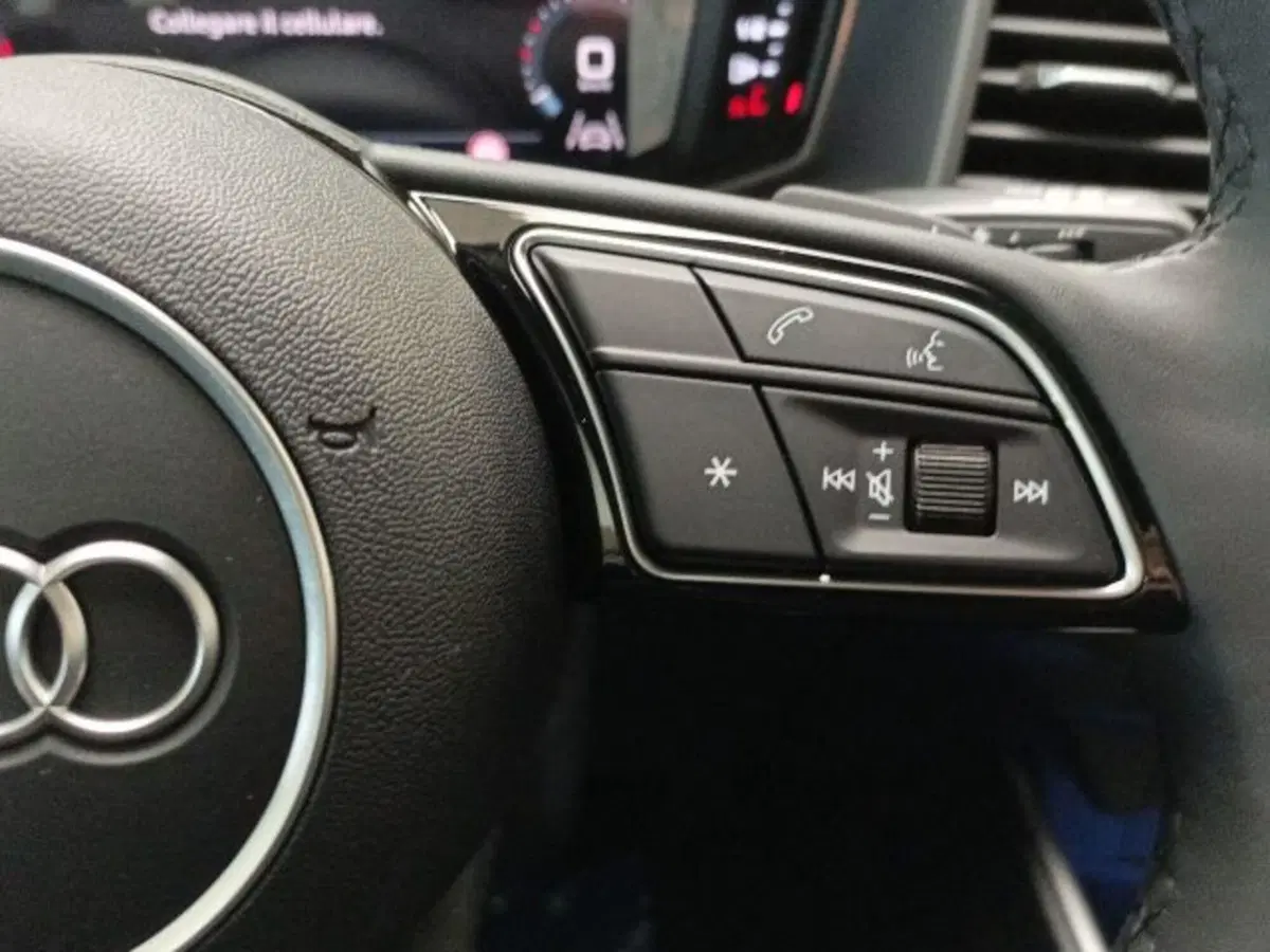 Audi A1 Sportback nuova a Novara (12)
