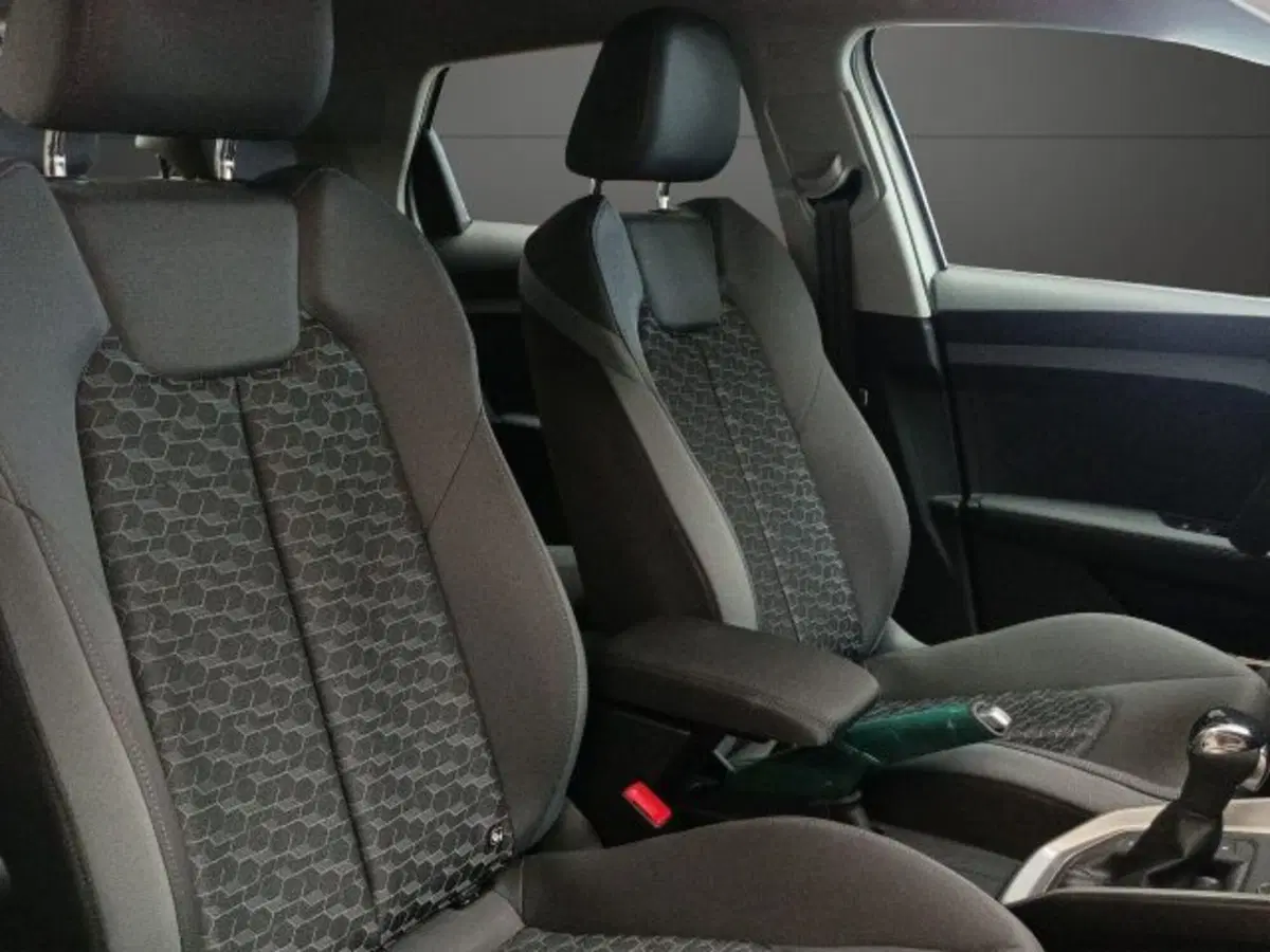 Audi A1 Sportback nuova a Novara (14)