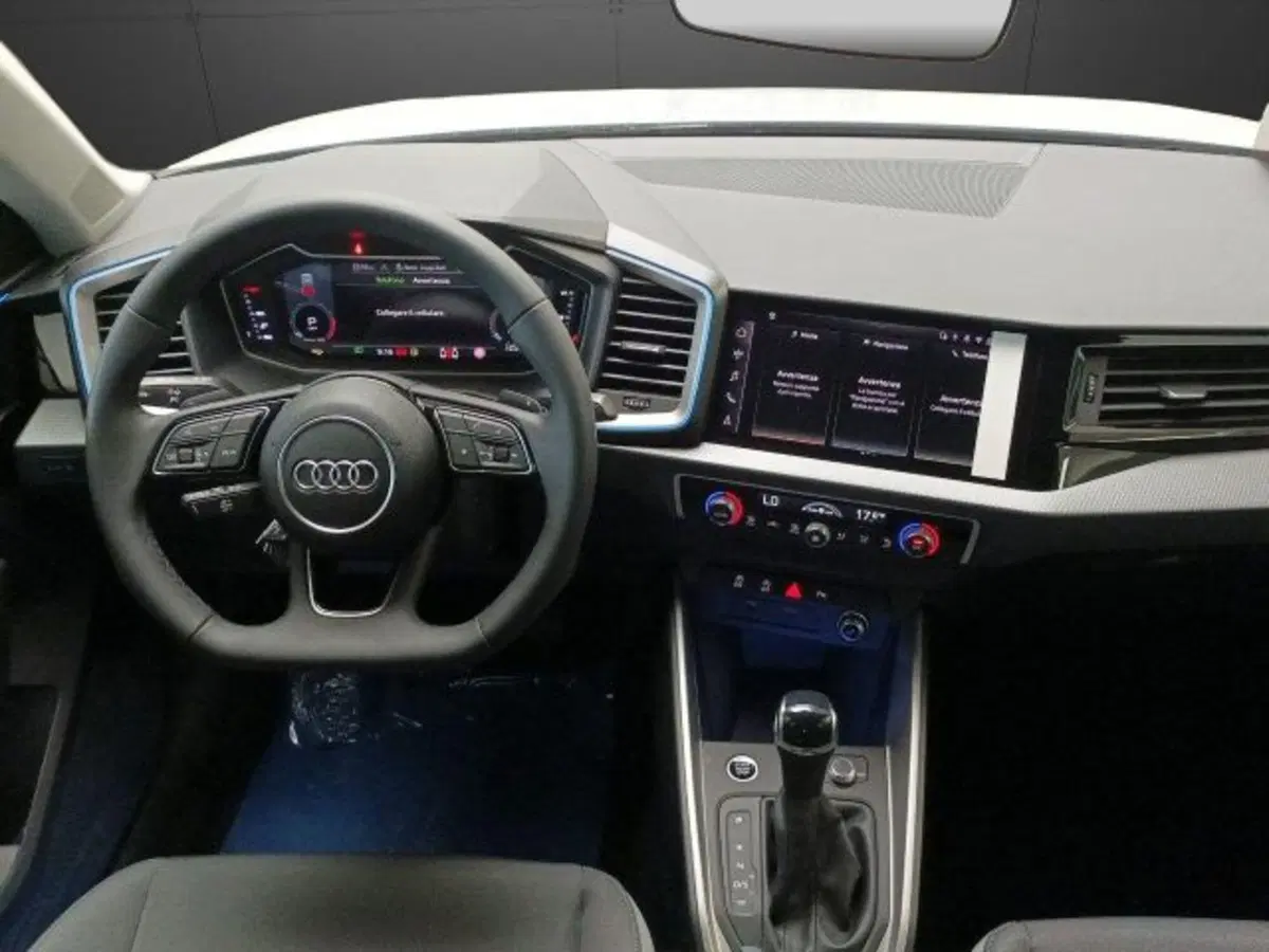 Audi A1 Sportback nuova a Novara (8)