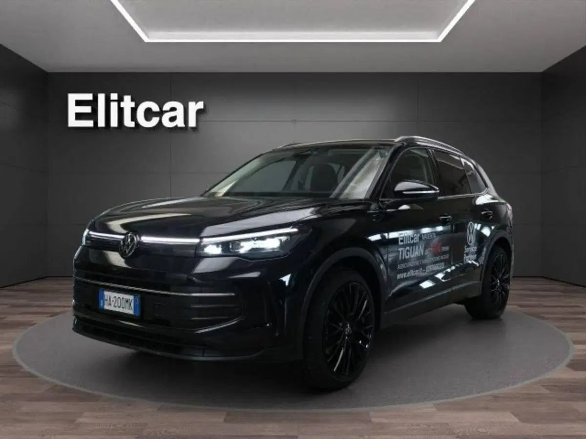 Volkswagen Tiguan usata a Novara