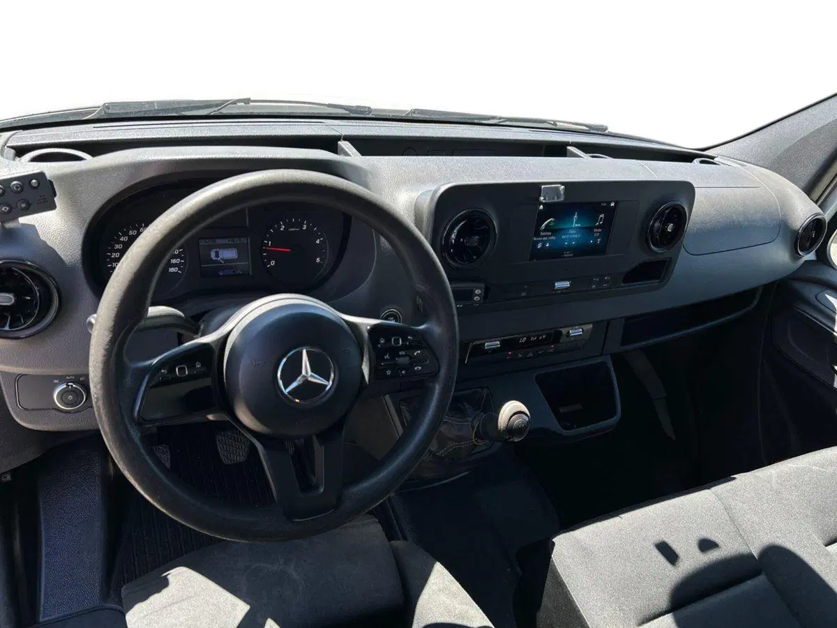Mercedes-Benz Sprinter usata a Milano (9)