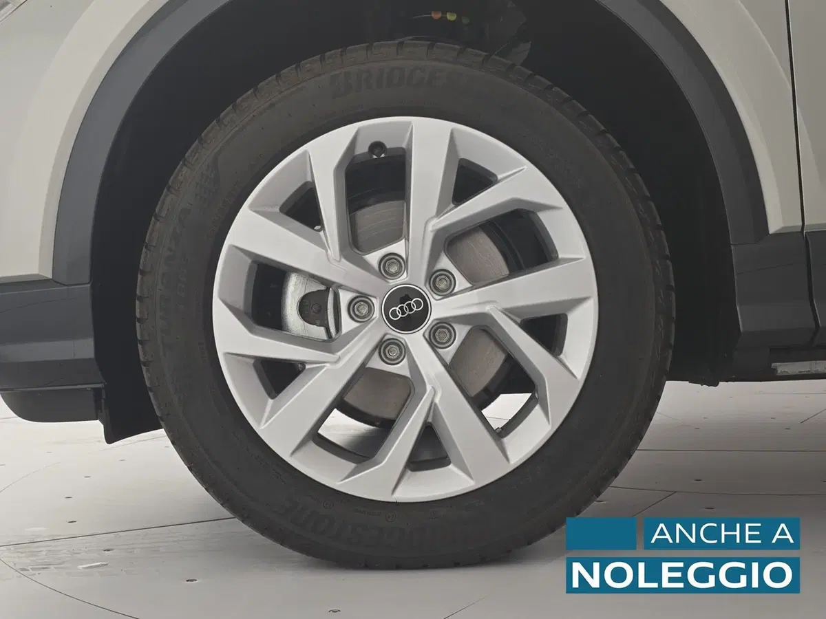 Audi Q2 usata a Alessandria (8)