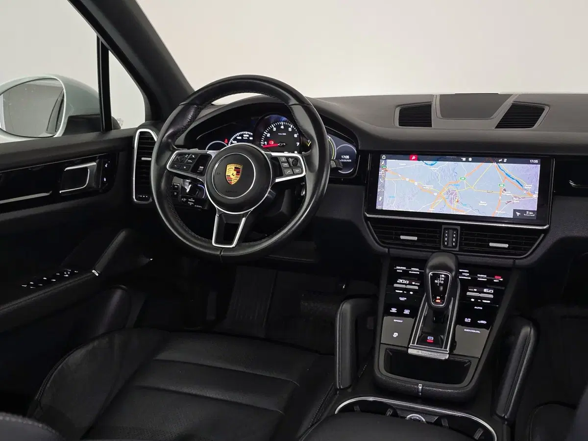 Porsche Cayenne usata a Alessandria (10)