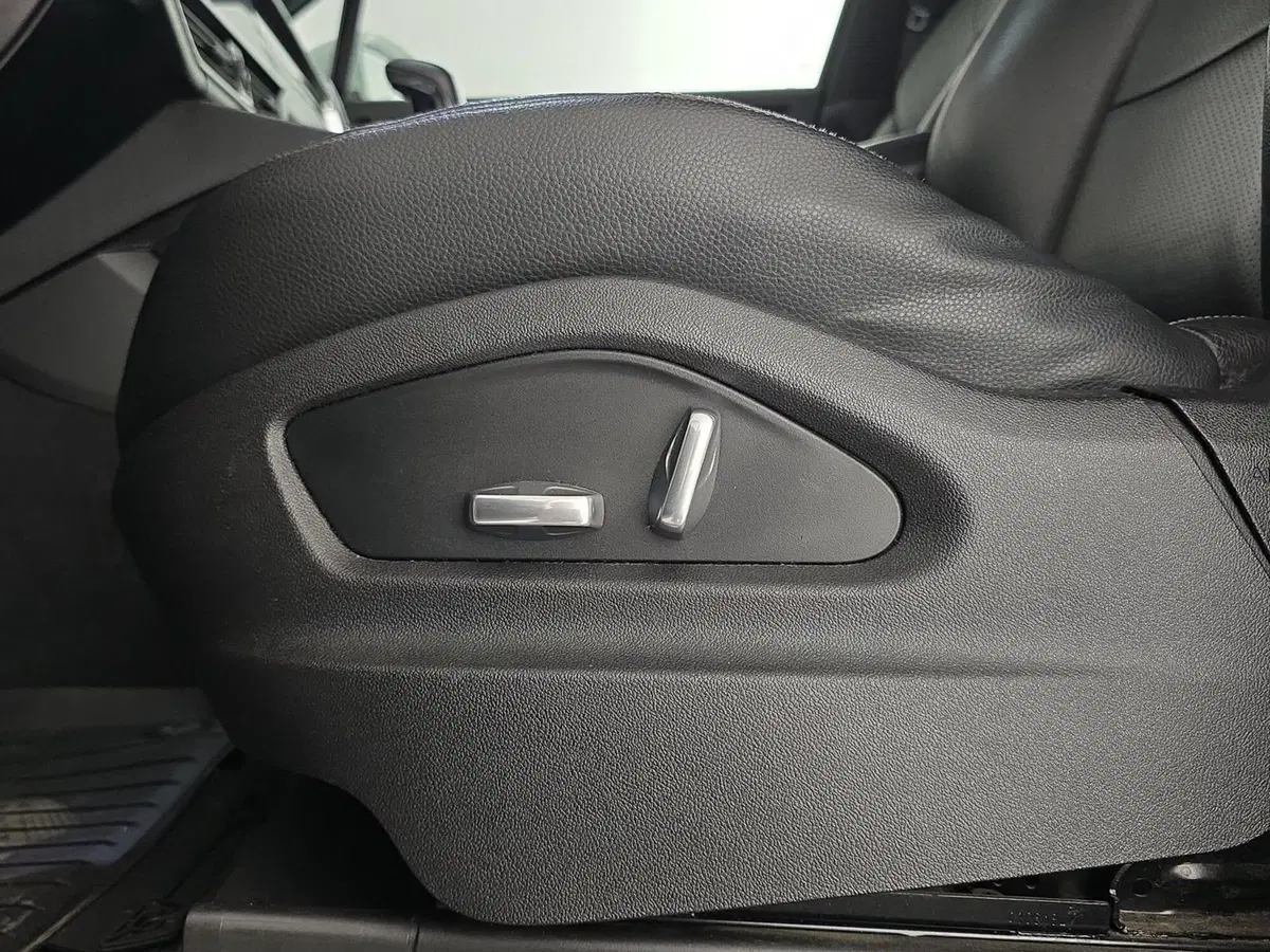 Porsche Cayenne usata a Alessandria (17)