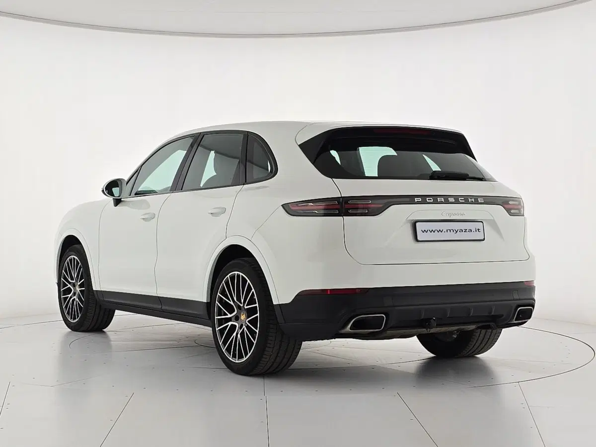 Porsche Cayenne usata a Alessandria (4)