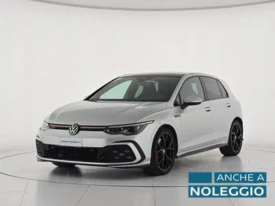 Volkswagen Golf GTI Performance 2.0 245 CV TSI DSG 5p. BMT del 2023 usata a Asti