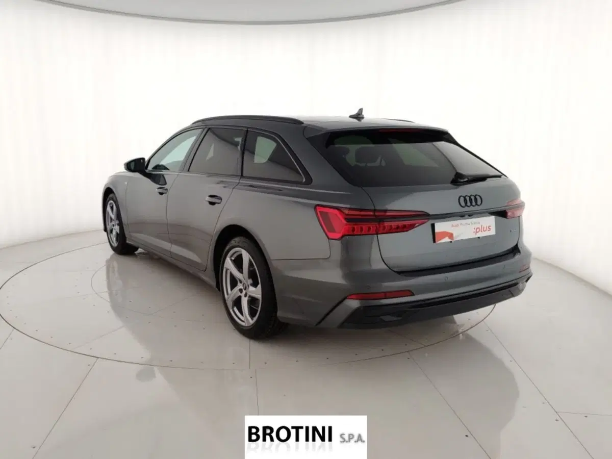 Audi A6 Avant nuova a Massa-Carrara (2)