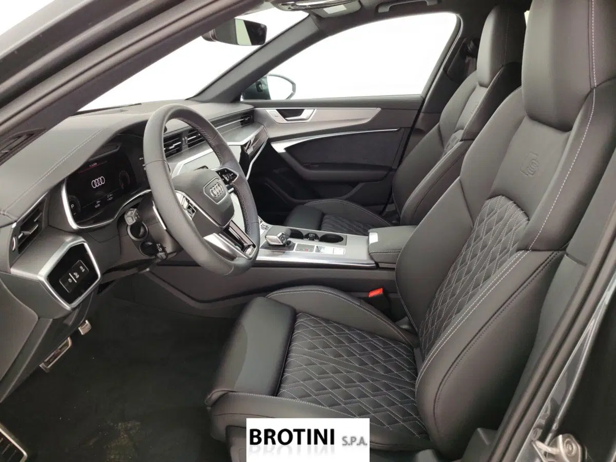 Audi A6 Avant nuova a Massa-Carrara (7)