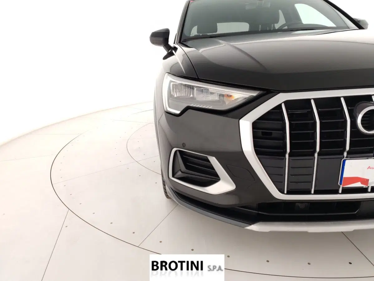 Audi Q3 usata a Massa-Carrara (5)