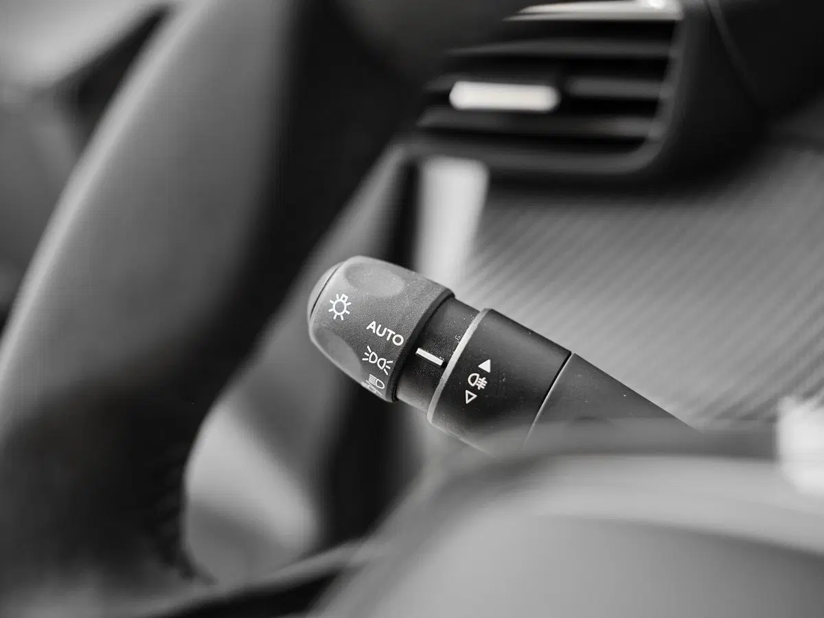 Peugeot 208 usata a Prato (12)