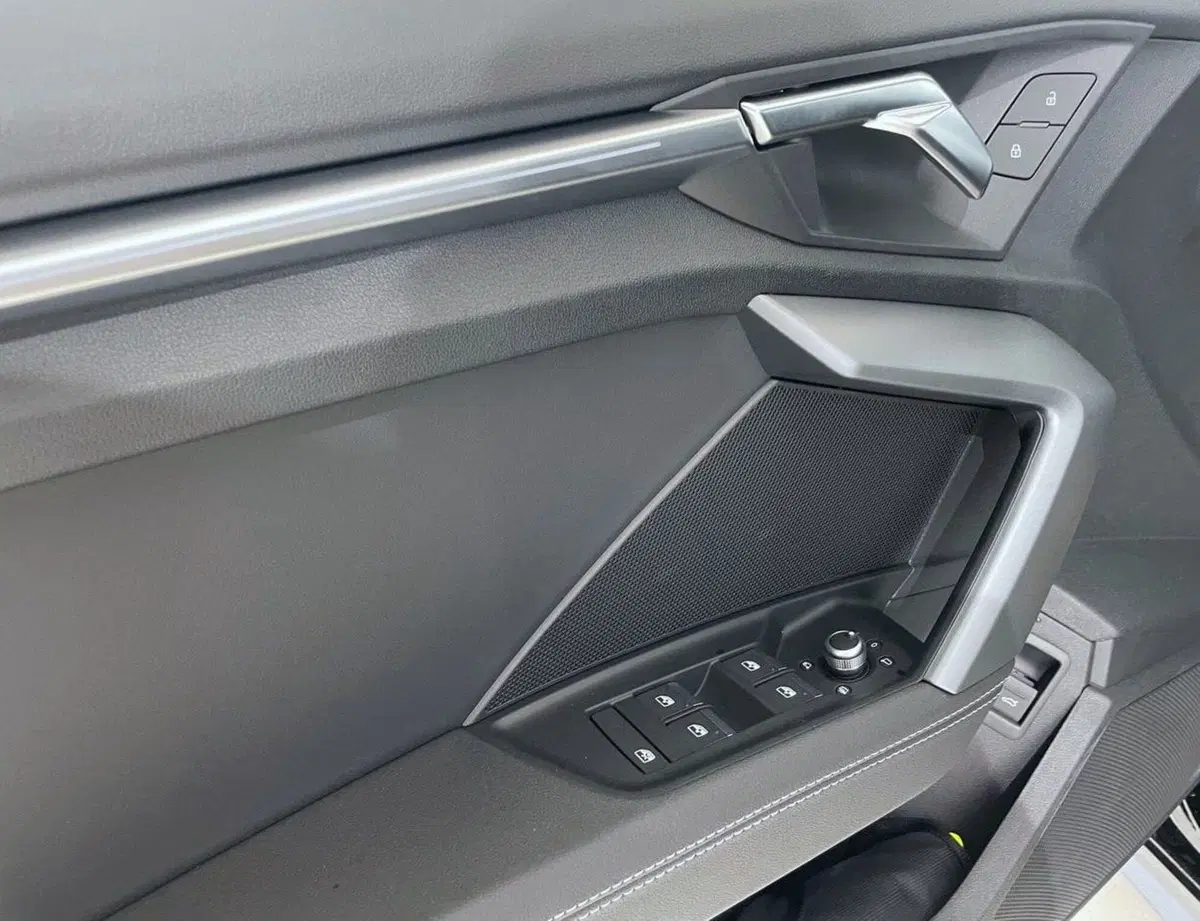 Audi A3 allstreet nuova a Perugia (17)