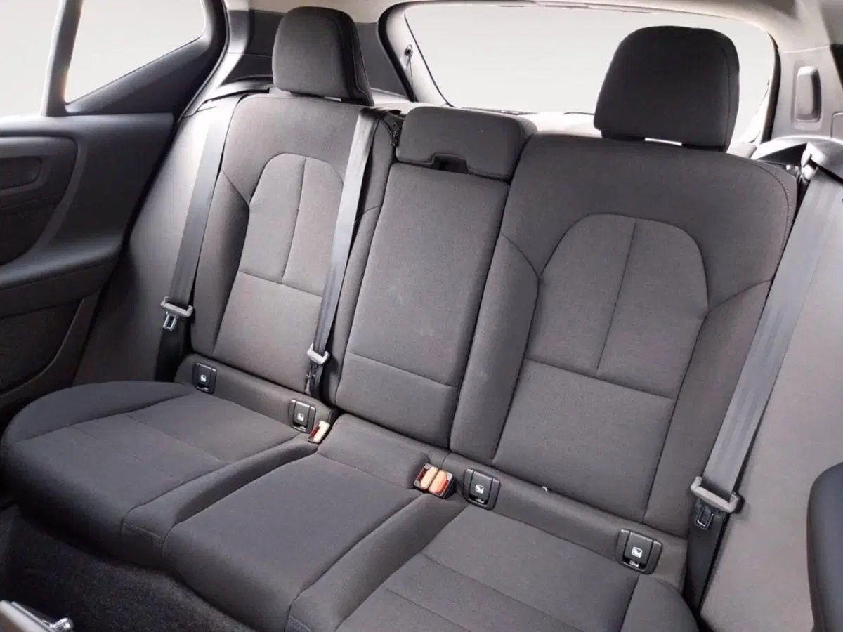 Volvo XC40 nuova a Bologna (15)