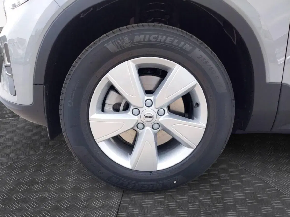 Volvo XC40 nuova a Bologna (9)