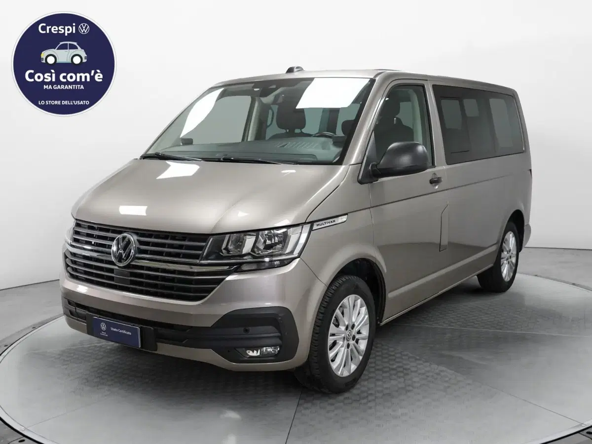 Volkswagen Multivan usata a Varese