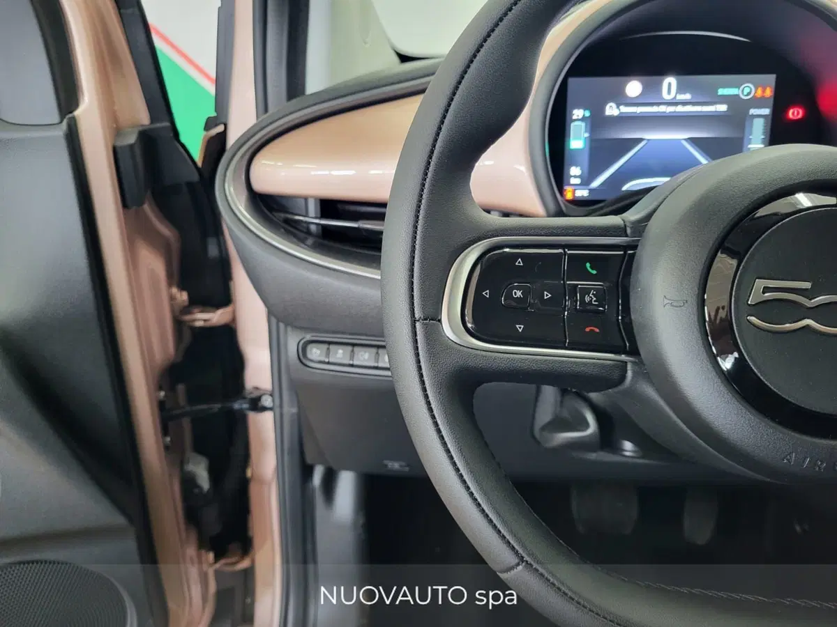 Fiat 500 Cabrio nuova a Arezzo (12)