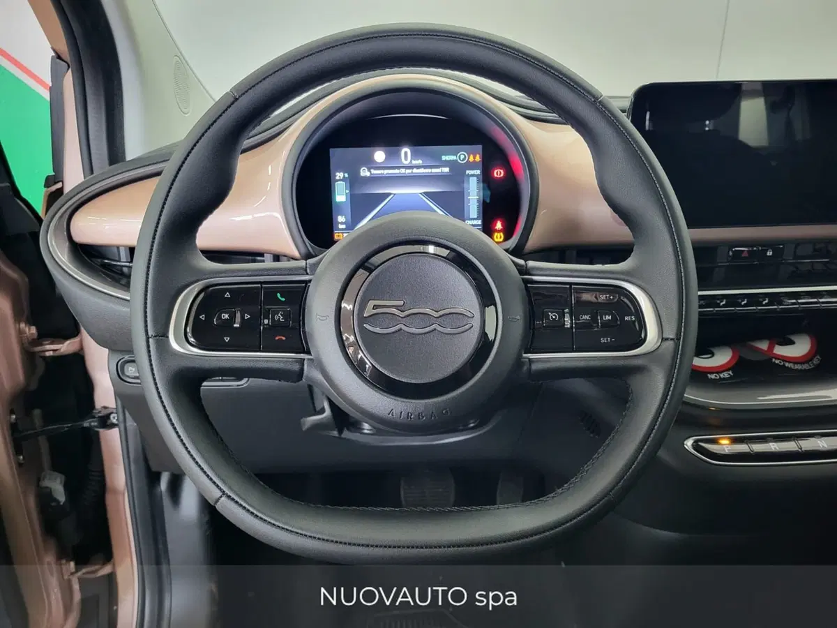 Fiat 500 Cabrio nuova a Arezzo (8)